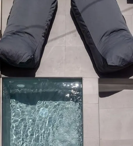 Semesterbostad Pearle And Tínos