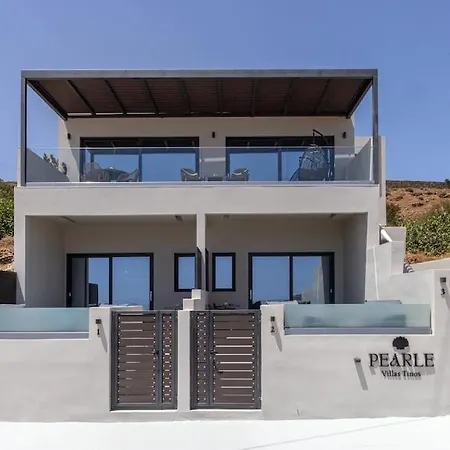 Pearl And Holiday home *