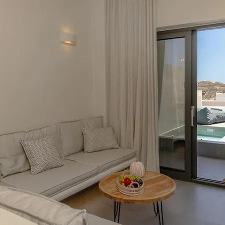 Holiday home Pearl And Tinos